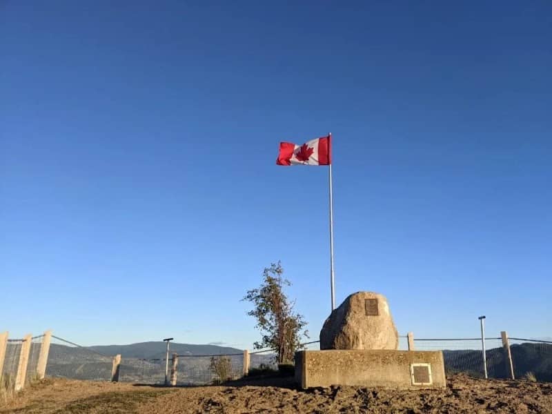 Giant’s Head Mountain summit - Image 2