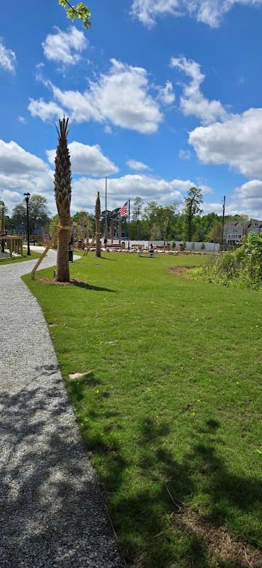 Creekside Park - Image 1