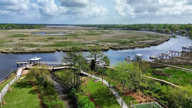 Creekside Park - Image 2