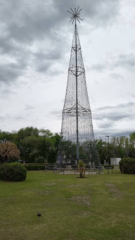Rotonda Cruz de piedra - Image 1