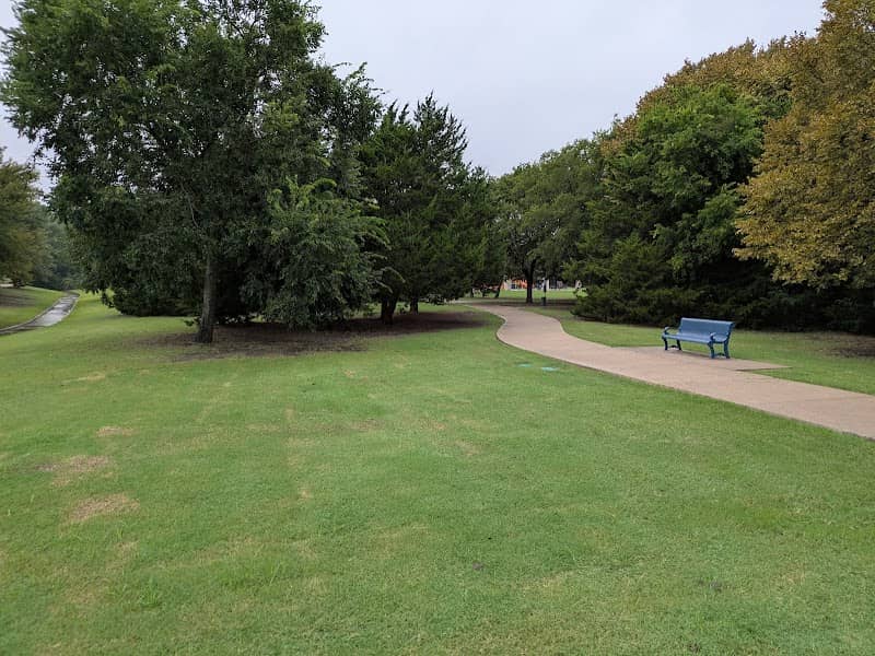 Saint Andrews Park - Image 2