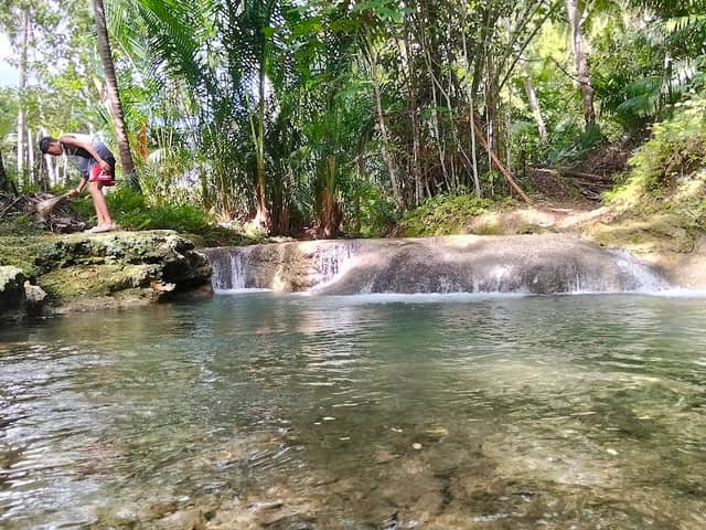 Kakulasa Falls - Image 1