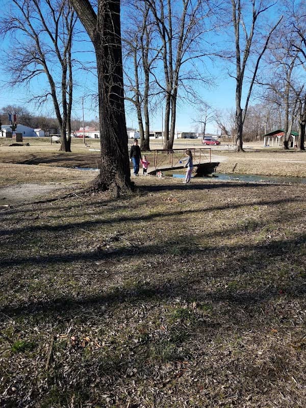 Grove Springs Park - Image 2