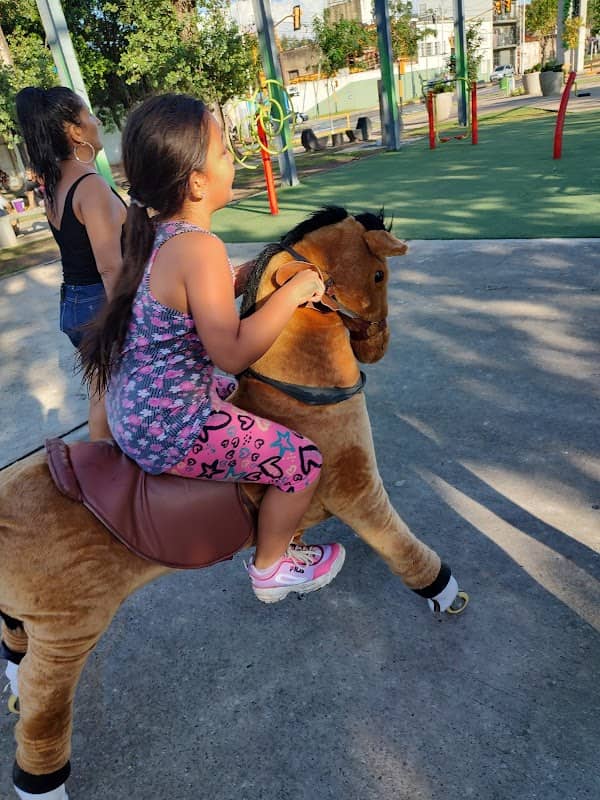 Tótem Parque Municipal Multipropósito - Image 1