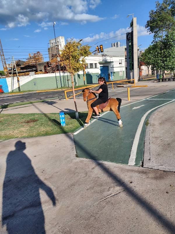 Tótem Parque Municipal Multipropósito - Image 2