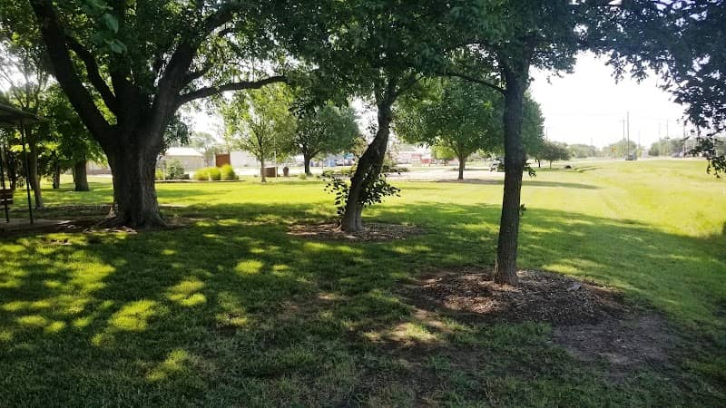 Veteran's Park - Image 2