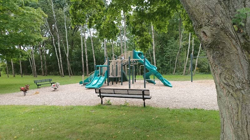 Ken Windl Park - Image 1