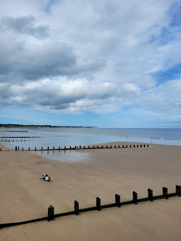 Bridlington beach south side - Image 2