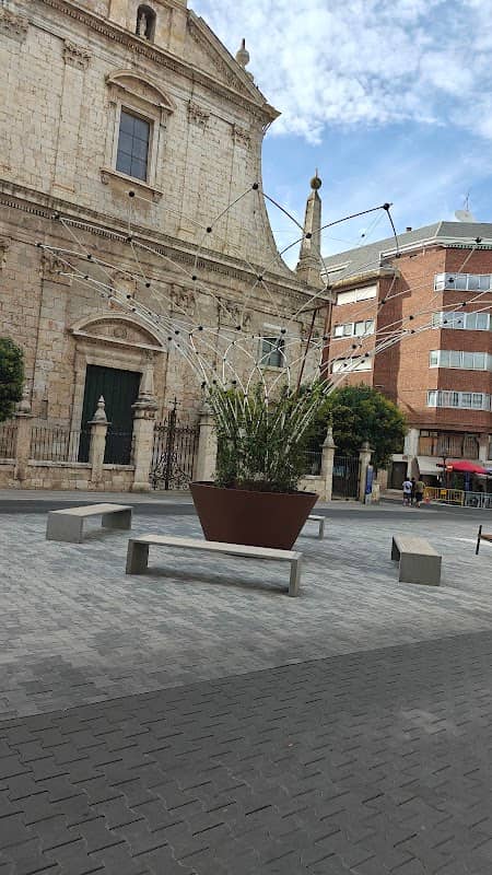 Ayuntamientez - Image 1