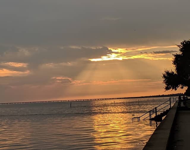Northshore Lakefront - Image 1