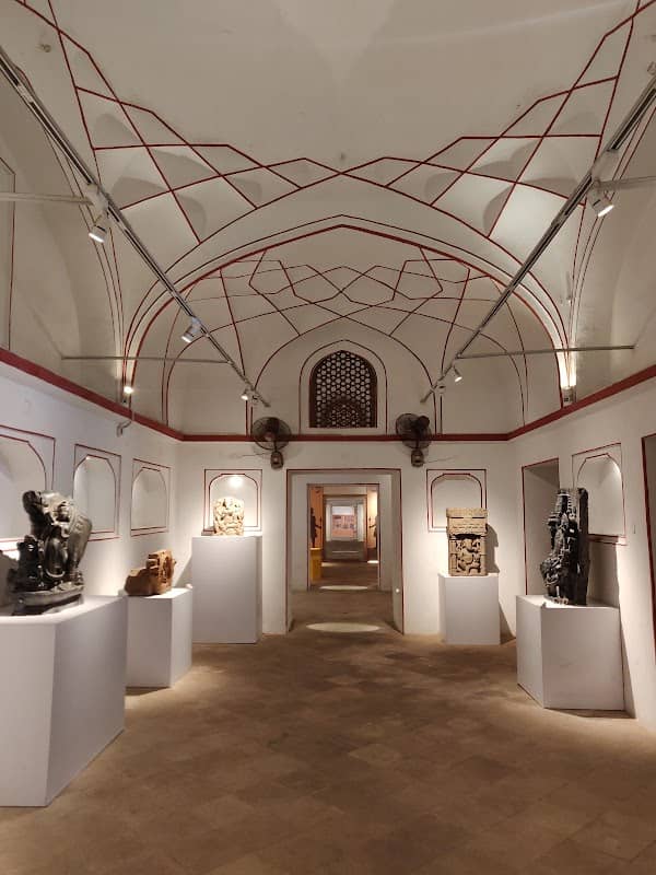 Government Museum - Image 1