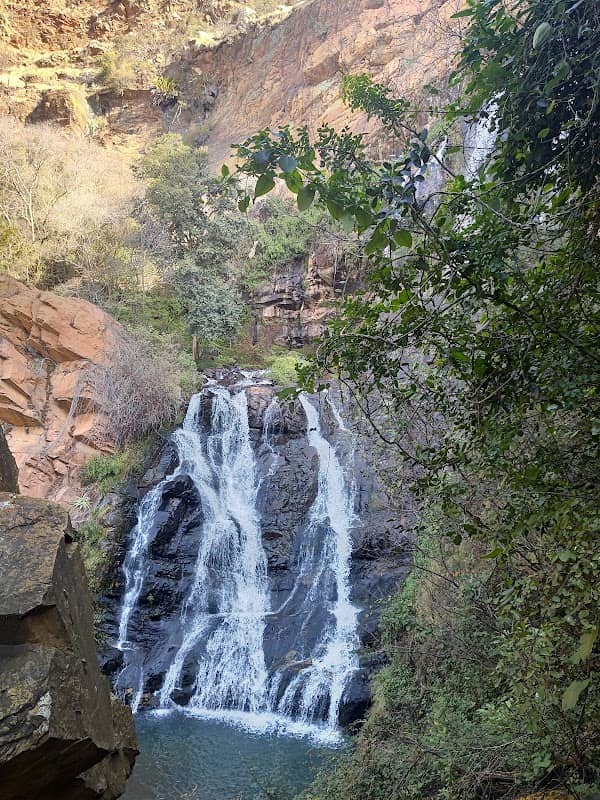 Ruimsig Waterfall - Image 2