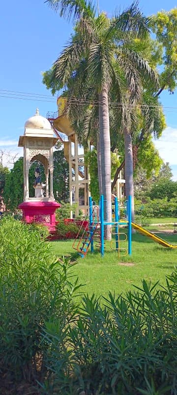 Shaheed Park - Image 2
