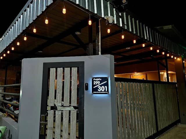 บ้านคู่สร้าง299/301 - Image 1