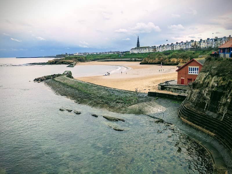 Cullercoats North Pier - Image 1