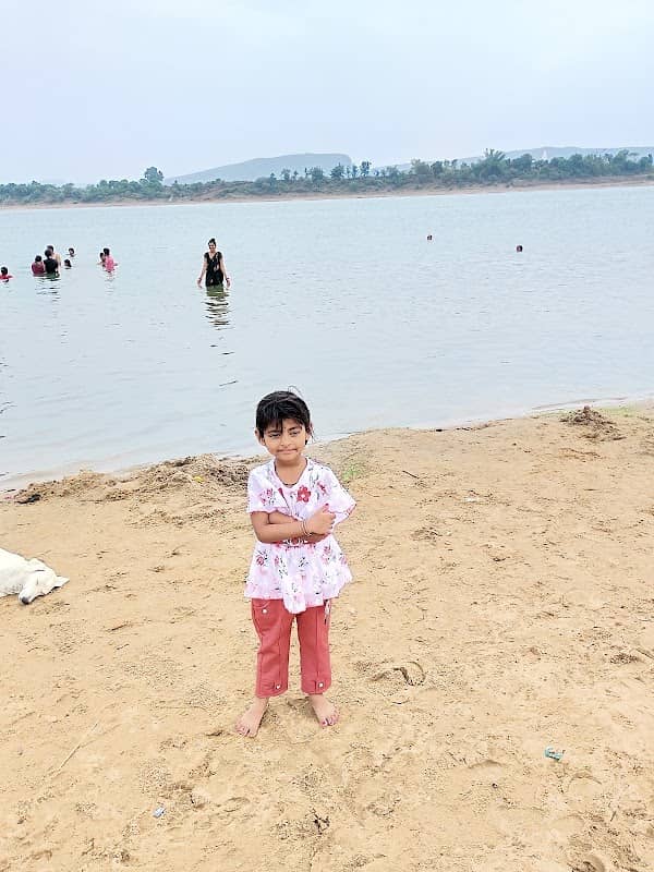Narmadapuram Beach - Image 1