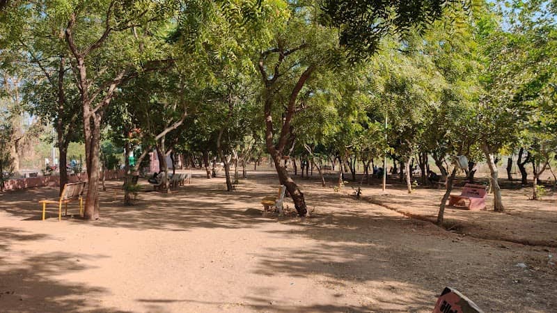 Park - Image 1
