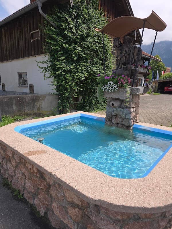Dorfbrunnen - Image 1
