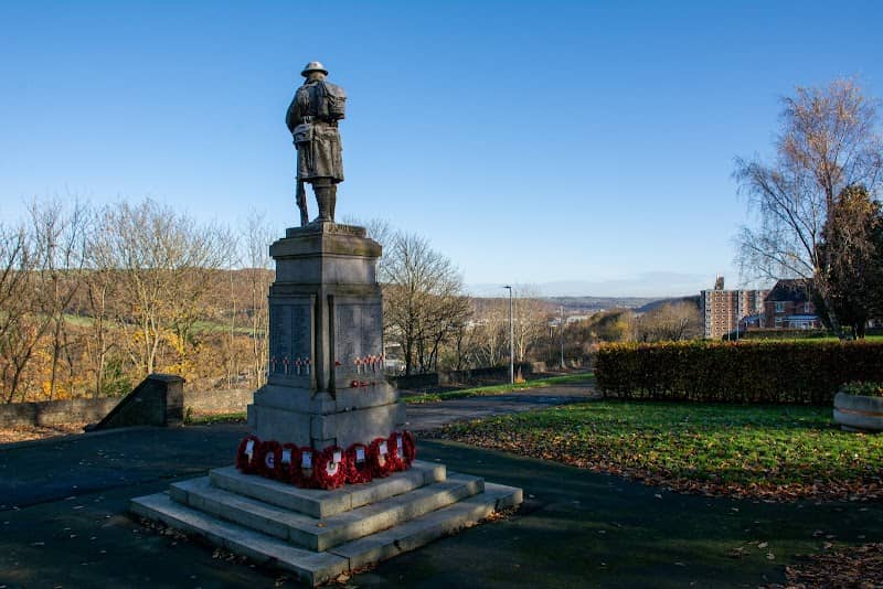 Hullen Edge Memorial Park - Image 2