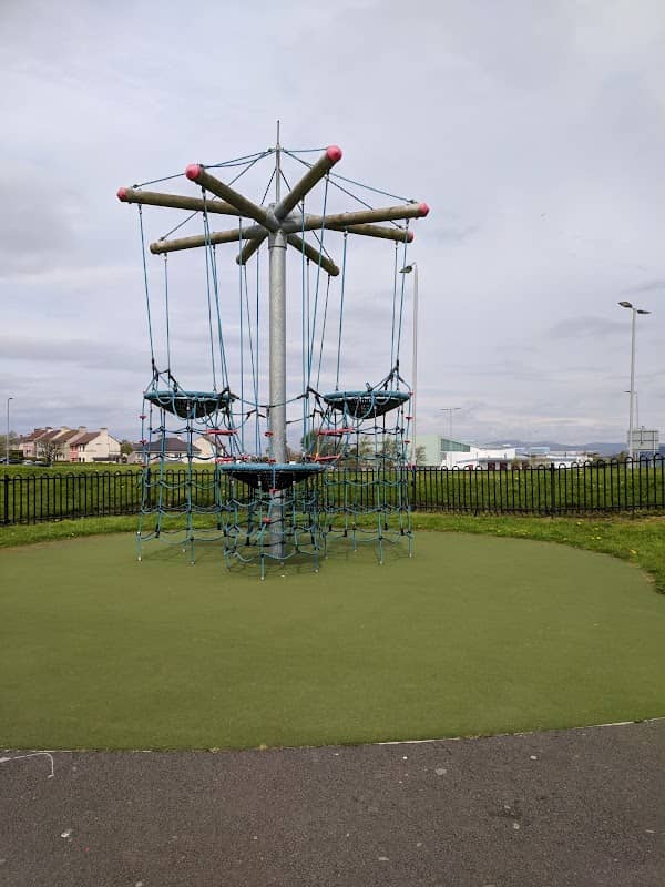 Boglestone Park - Image 2