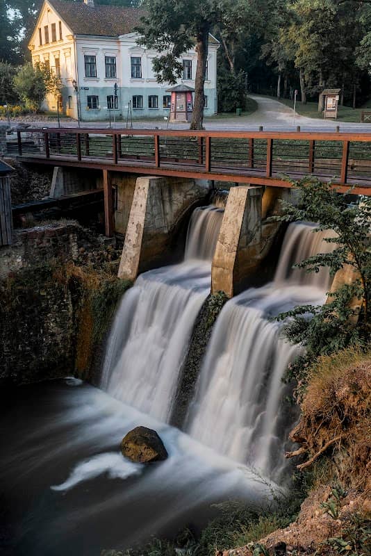 Alekšupīte waterfall - Image 1