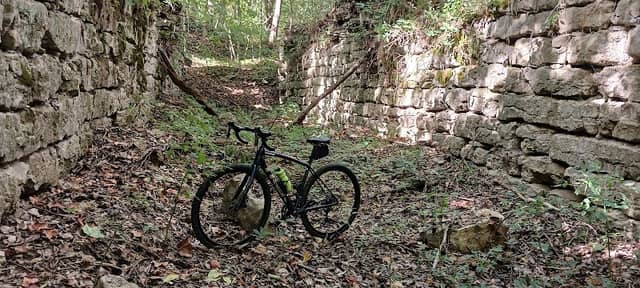 Yellowbank trailhead - Image 1