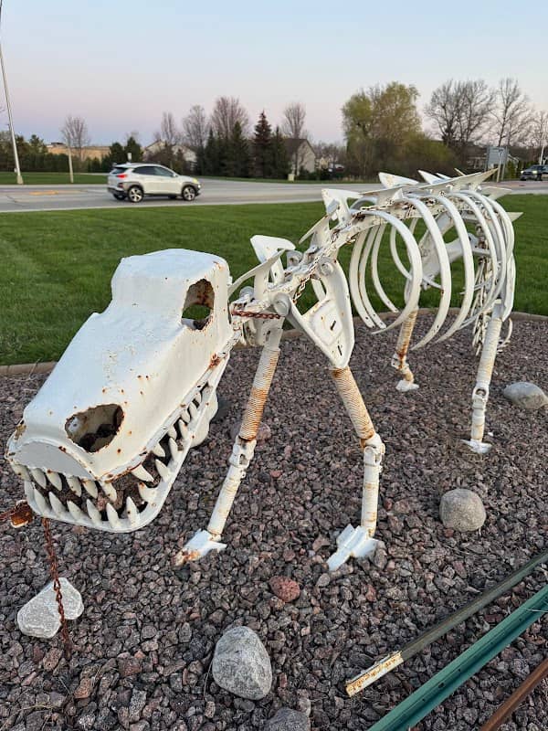 Tyrannosaurus Wrecks - Image 3