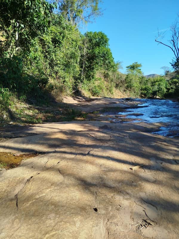 Cachoeira 1queda (córrego pau pintado) - Image 2