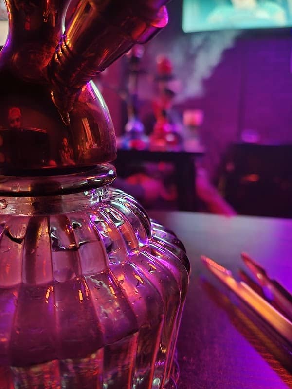 Digital Smoke - Karaoke & Hookah - Image 1