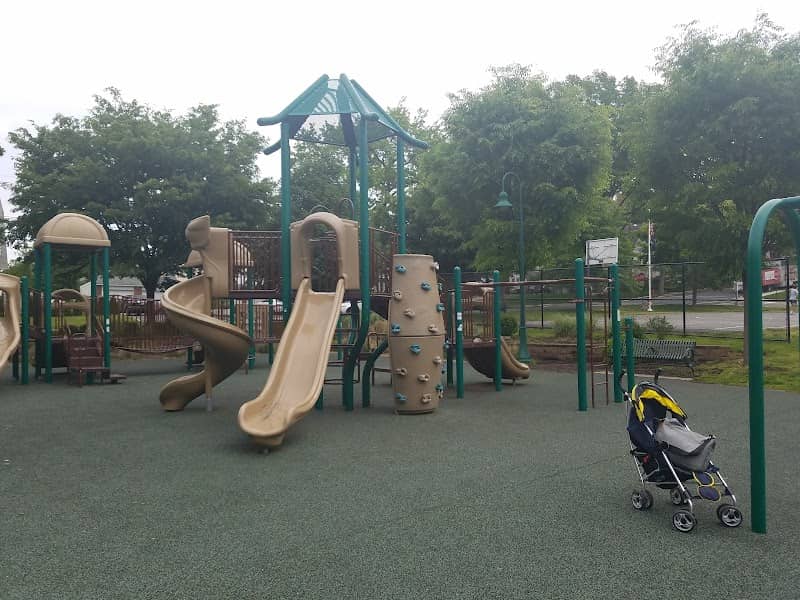 Manor Park - Image 1