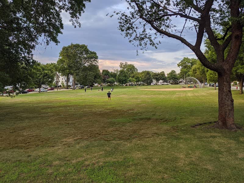 Manor Park - Image 2