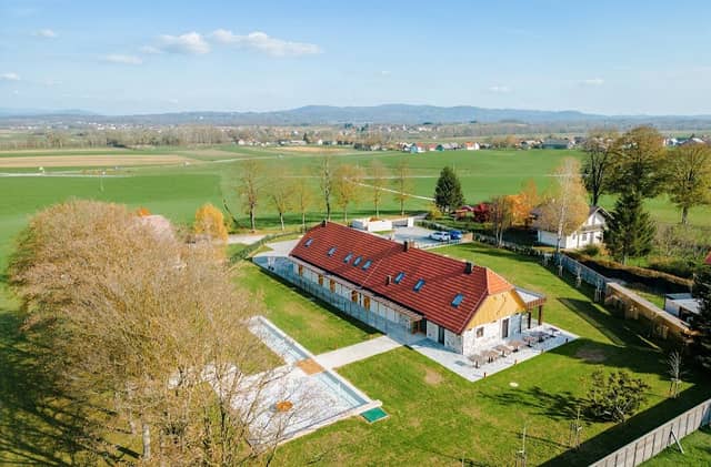 Resort Village Majer - Image 2