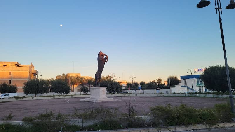 Monumento al cavallo - Image 1