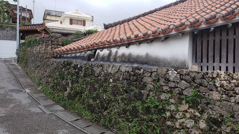 Tsuboya Yachimun Street - Image 2