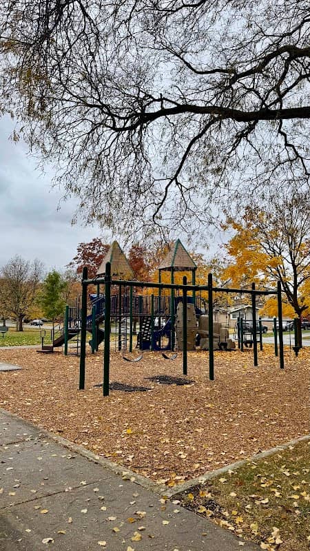 Ladendorf Park - Image 1