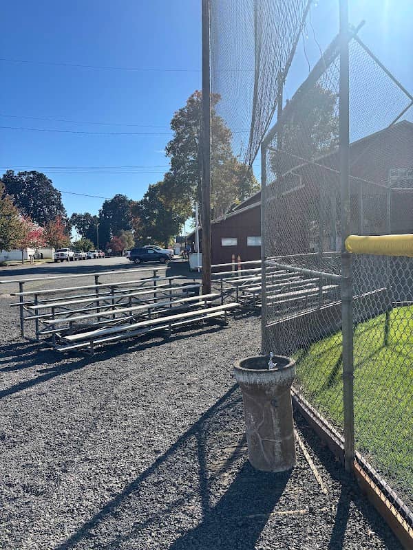 Laurel Park - Image 1