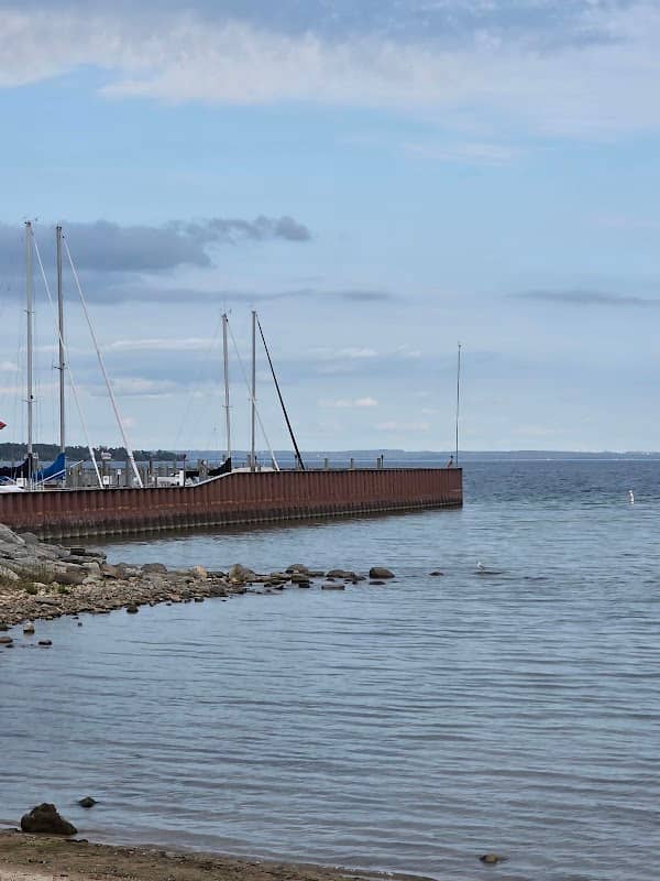 Bay Front Park - Image 2