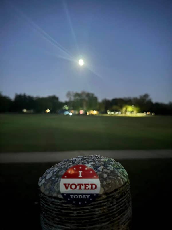 Southside Park - Image 1
