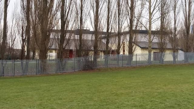 Manor Park - Image 2