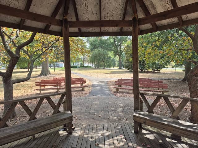 Nelson Park - Image 2