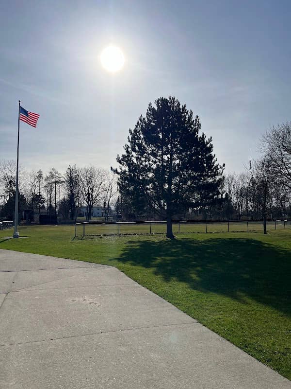 Highland Park - Image 2