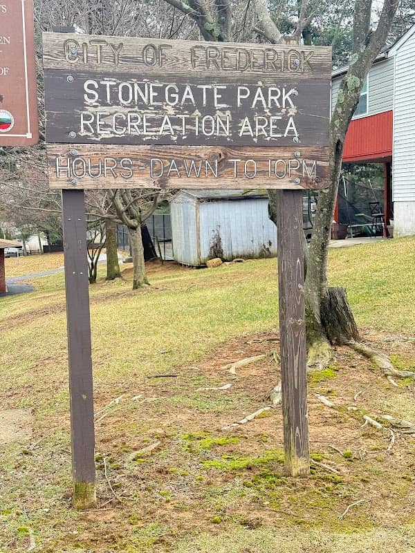 Stonegate Park - Image 1
