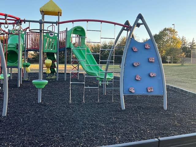 Osborne Park - Image 2