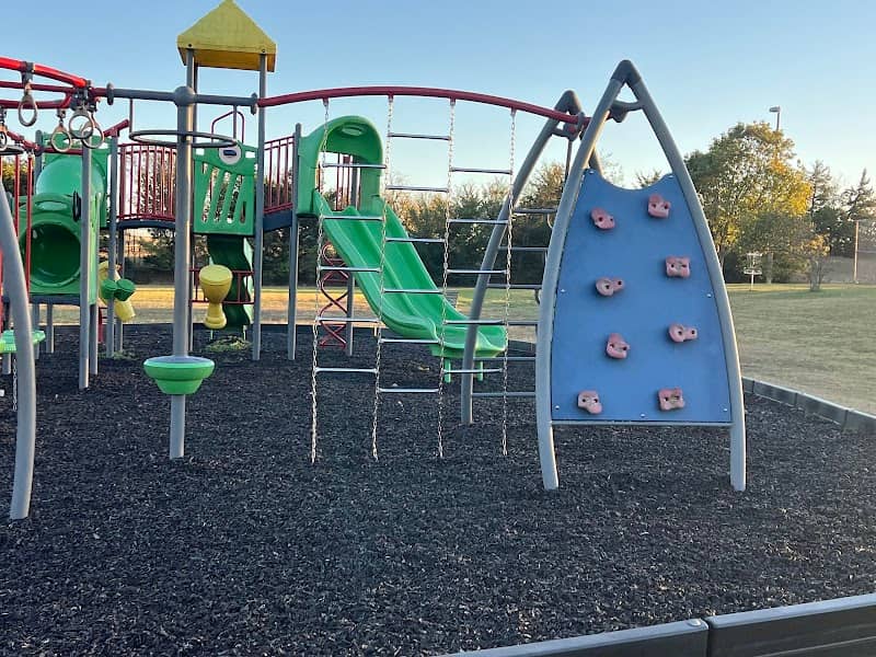 Osborne Park - Image 2