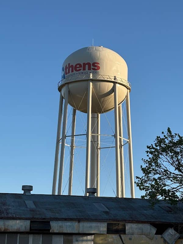 Ginger's Park - Image 1