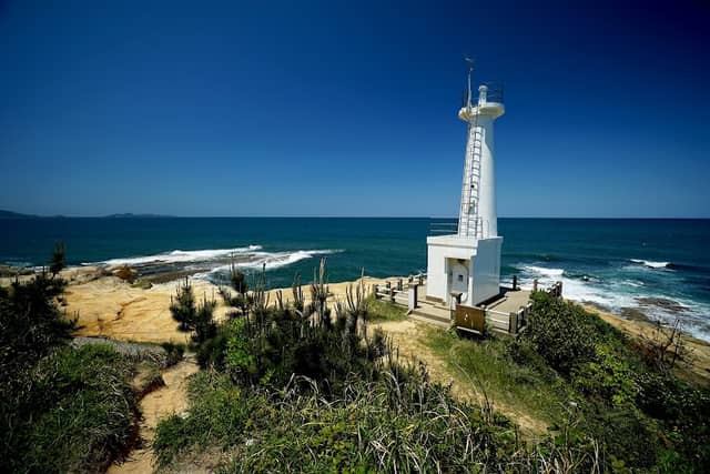 Myokenzaki Lighthouse - Image 1