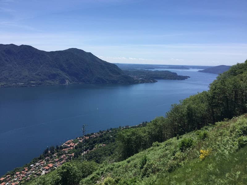 Panchine sul lago - Belvedere - Image 1