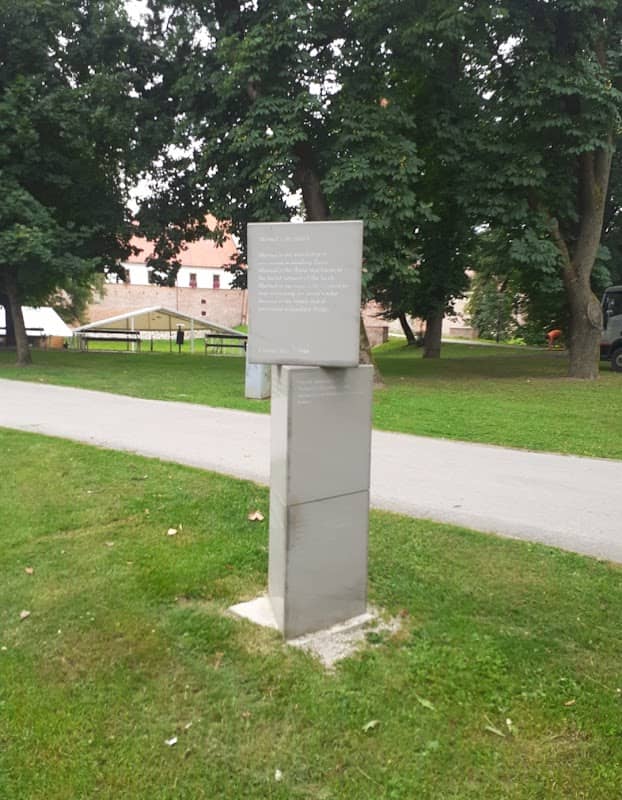 Schöner Gedenkstein - Image 1