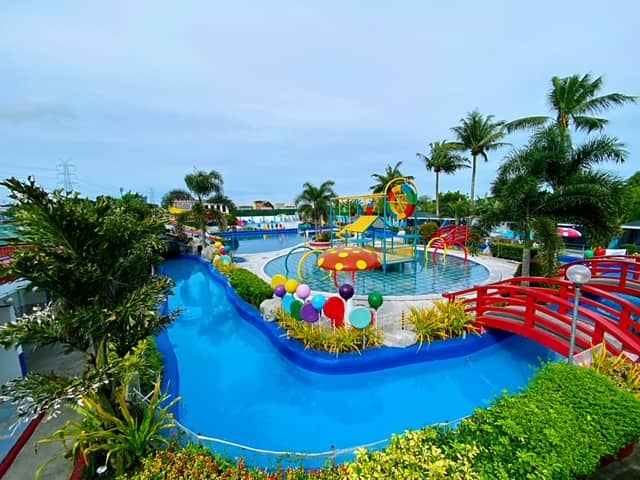 Coco Valley Richnez Waterpark - Image 1