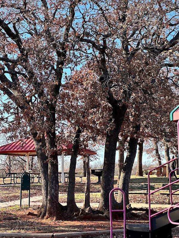 Lake Stanley Draper Playground - Image 2